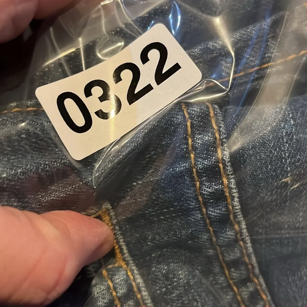 American Eagle jeans mens fit 30x31 (tag 30x34) blue cotton Relaxed Straight Y2K